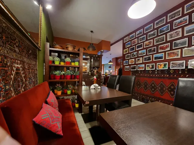 Gaumarjos Restaurant