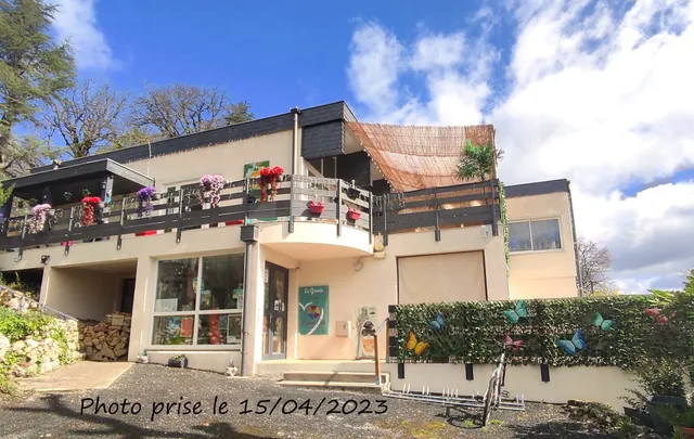 Kamea Club La Gironie Hotel Hire Gîtes Village De Holiday Classé Trois Étoiles Turenne Brive Corrèze