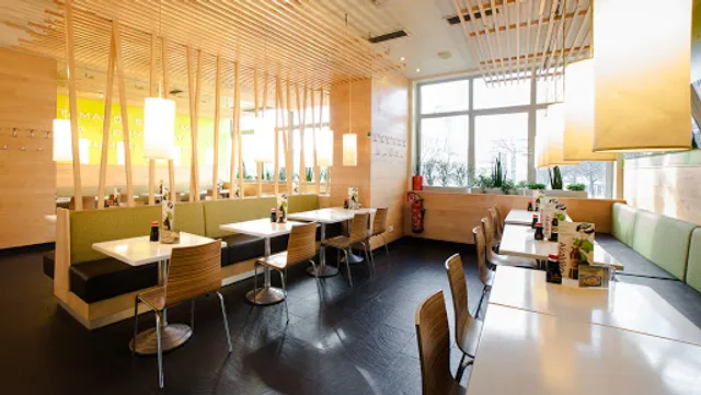 Akakiko Sushi & Asian Fusion