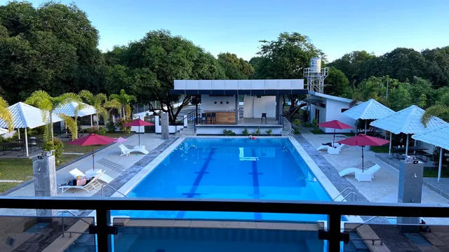 L’Hyacinth Hotel and Resort