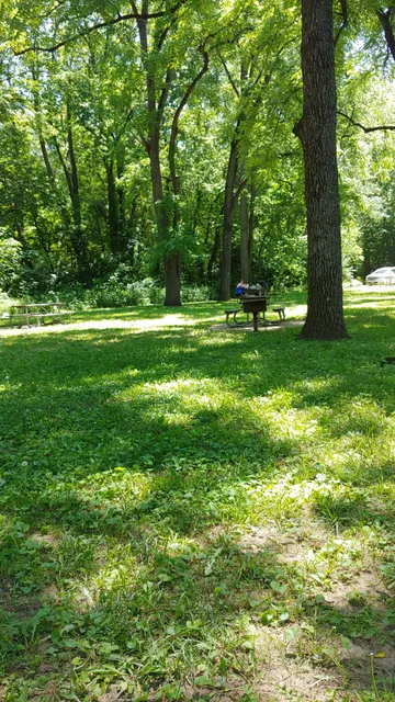 Sugar Creek (Parking)