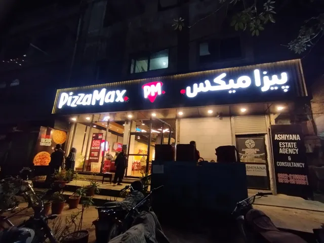 Pizza Max - Shah Faisal