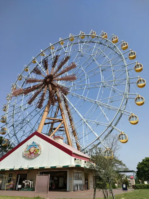 Emma's Cheese Windmill