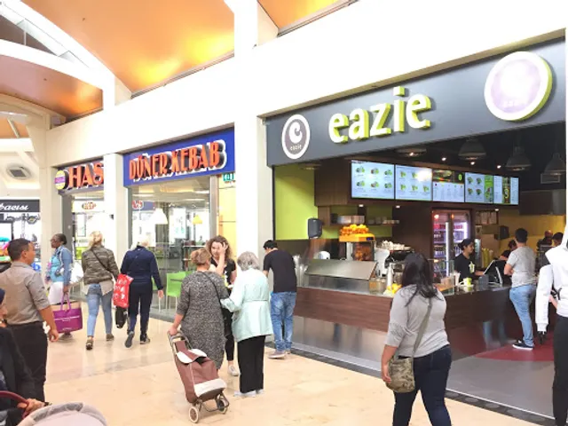 Eazie Rotterdam Zuidplein | Asian Wok - Poké bowl - Bites and Drinks