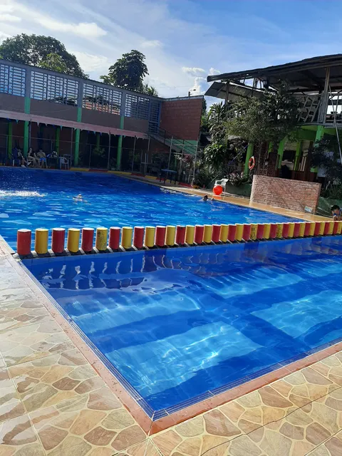 Piscina la Española
