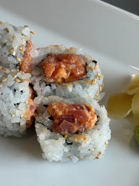 Kaede Sushi & Noodle