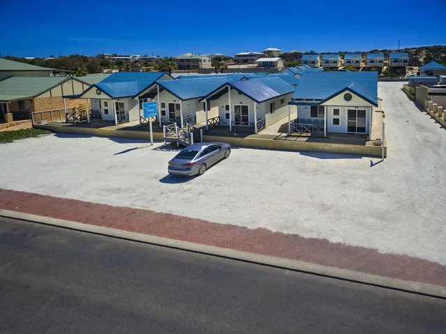 Oceanside Village Shark Bay