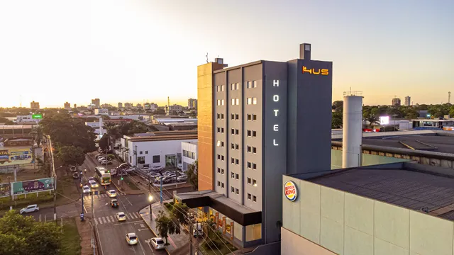 HUS HOTEL DOURADOS