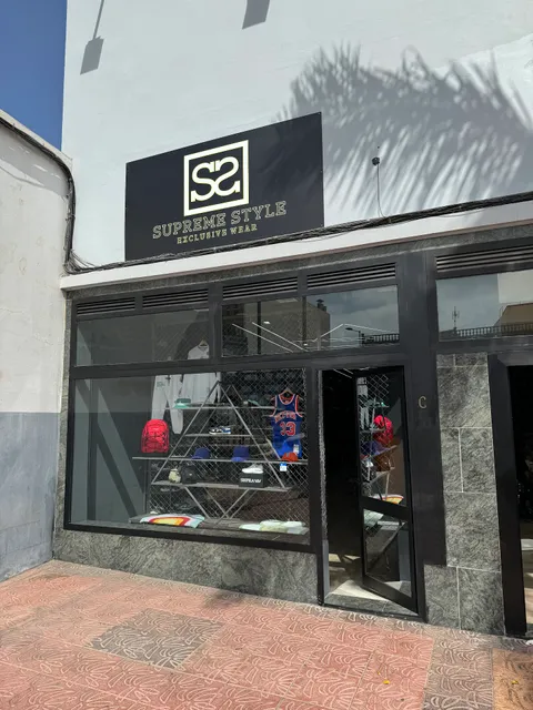 Supreme Style. Moda Y Streetwear En Canarias