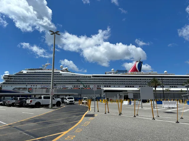 Parking - Port Canaveral Terminal 6