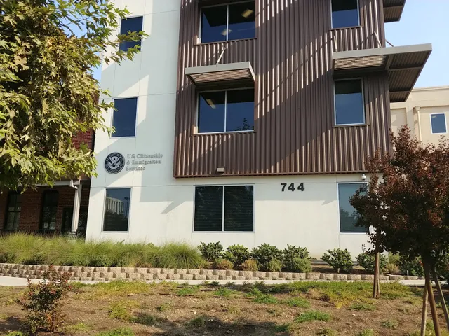 US Citizen & Immigration, Fresno Field Office