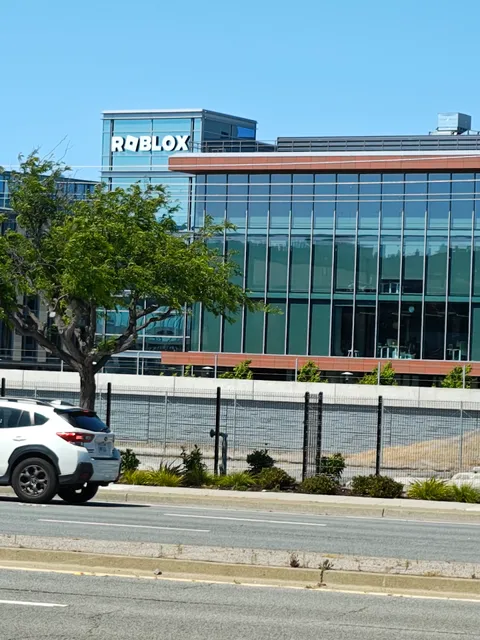 Concierge | Hillsdale Shopping Center