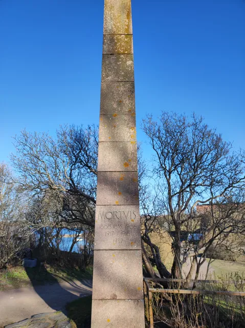 Mortuis Memorial Stone