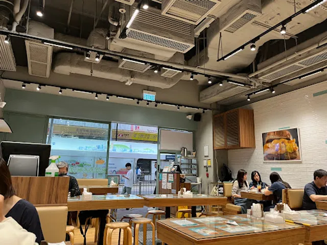 Cafe Seasons