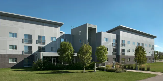 Barker Hotel & Suites