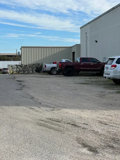 Ben’s Den at Gulf Coast Distillers