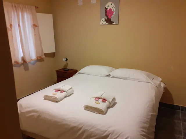 hotel homs los dos hermanos