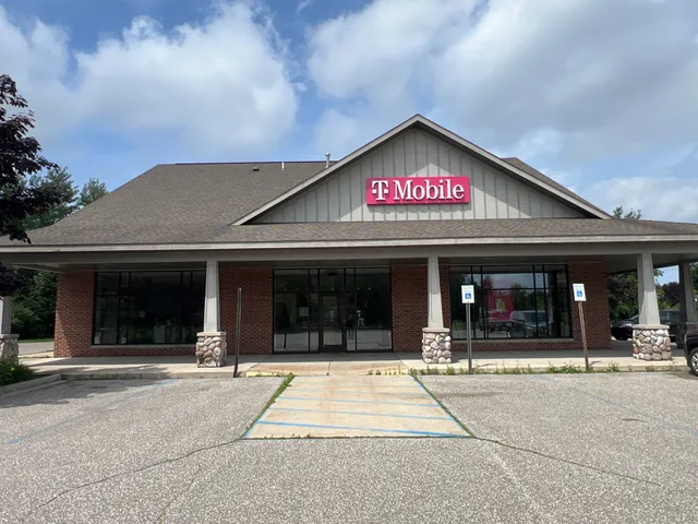 T-Mobile Authorized Retailer