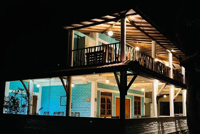 Funky Leopard Safari Lodge