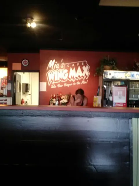 Cafe Wing Max