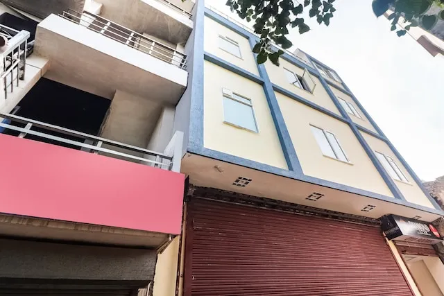 OYO Hotel Diamond Star