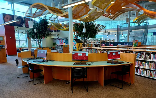 McGovern-Stella Link Neighborhood Library