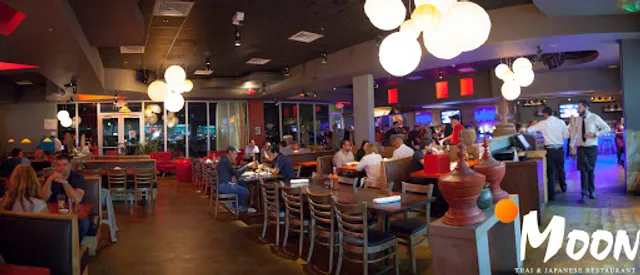 Moon Thai & Japanese