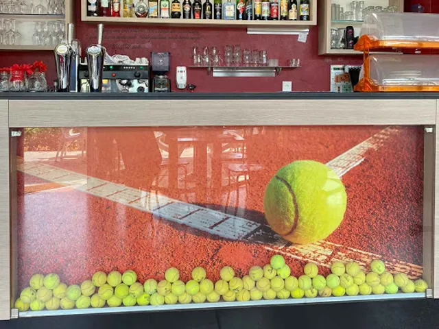 Osteria Bar Tennis Cureglia