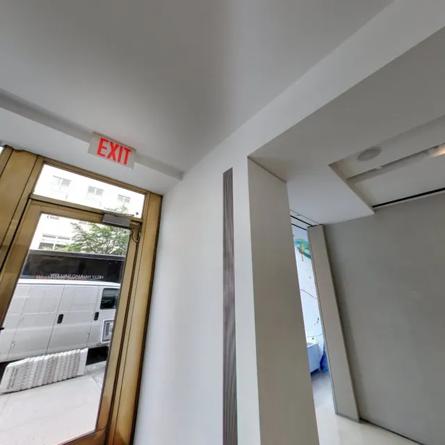 Helly Nahmad Gallery