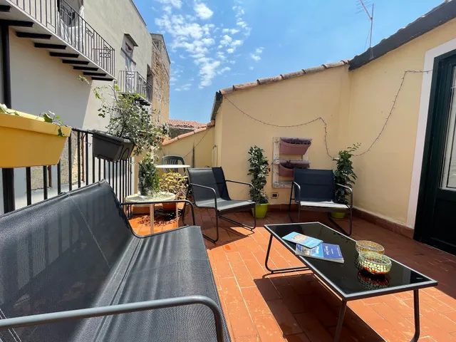 BB4U Apartments and Terrace