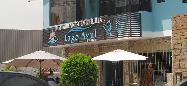 Restaurant - Cevicheria "Lago Azul Fusión"