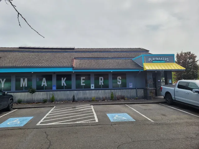 Playmakers Sports Bar + Grill