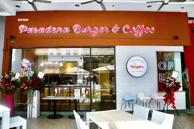 Pasadena Burger & Coffee (Mont Kiara)