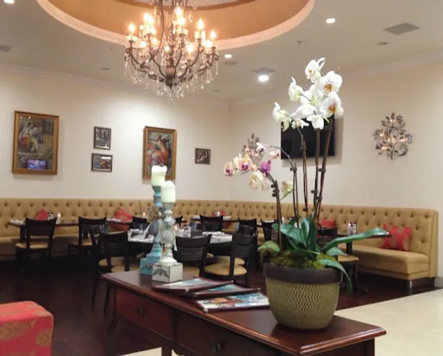 Neno's Ristorante Italiano & Norooz Persian Grill