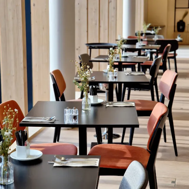 AFTERWORK Bistro & Rooftop