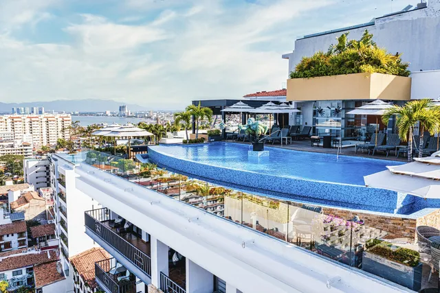 Chic by Pinnacle 179 - Adults Only