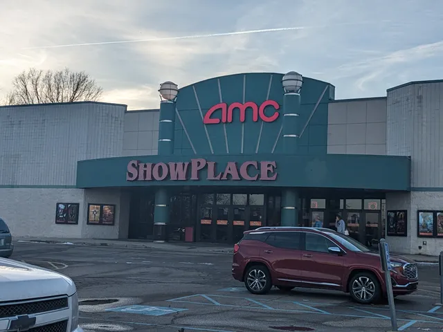 AMC CLASSIC Hamilton 8