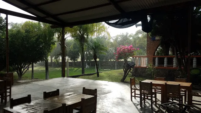 Los Arcos Restaurant