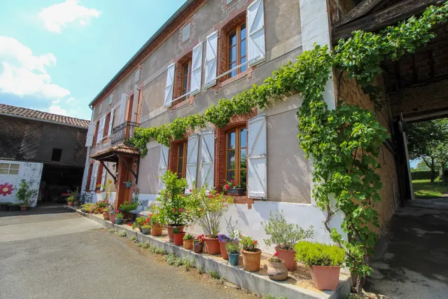 Pyrenees bed and breakfast - Chambre d'hote - Le Couloume
