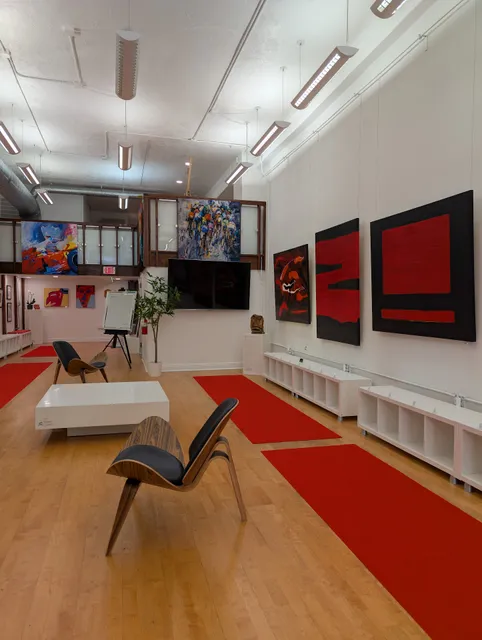 Art Gallery Valerie (Online only)