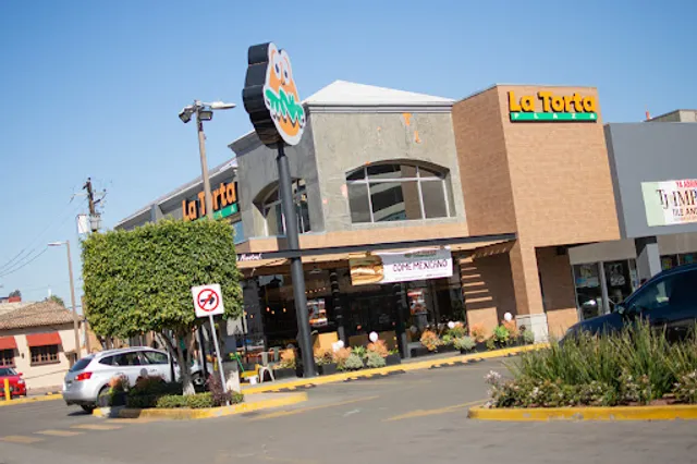 La Torta Plaza