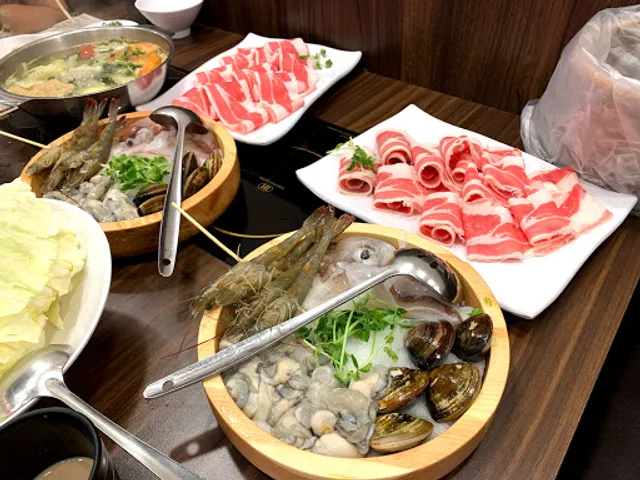 沐沐鍋物 MUMU - 新莊中平店