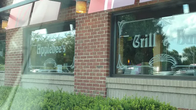 Applebee's Grill + Bar