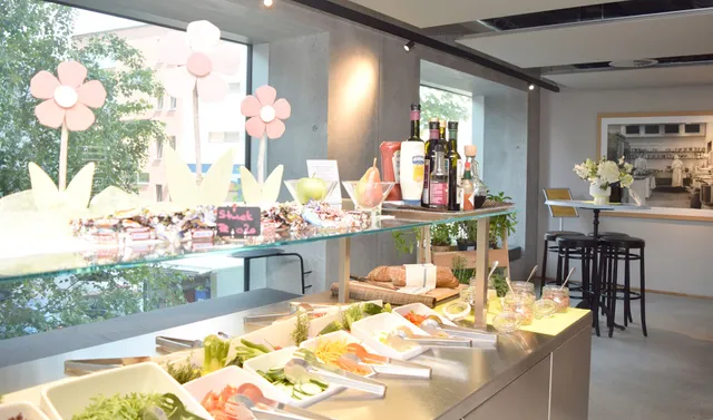 Intermezzo Buffet & Take-out