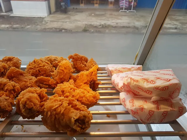 D'Fresto Fried Chicken Jelupang