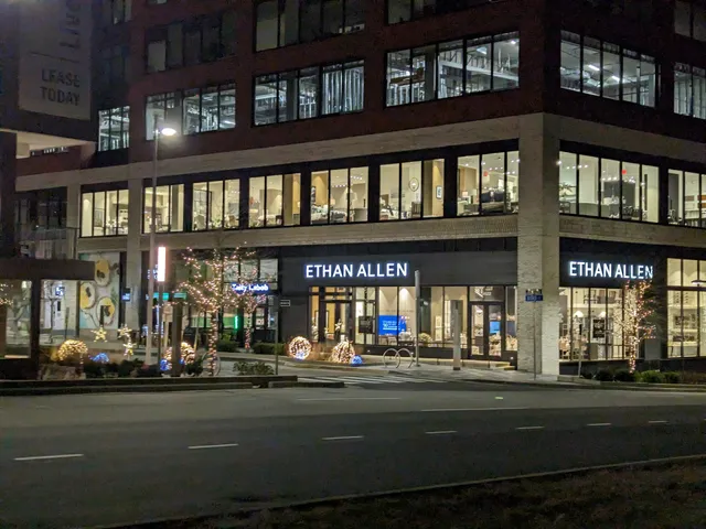 8260 Greensboro Dr Parking