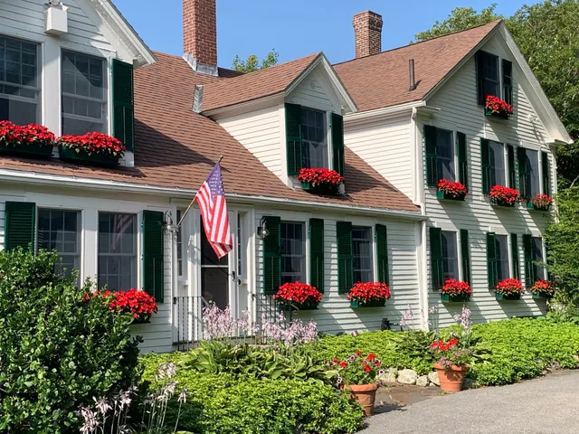 Maguire House Bed & Breakfast