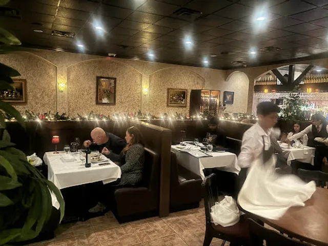 Nona's Italian Grill - The Woodlands