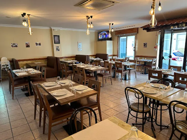 "Our Pizza" Pizzeria