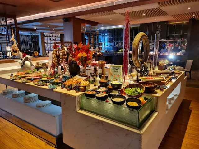 Twenty-Seven Bites Brasserie at Radisson Blu Plaza Bangkok